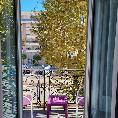 Parisien Hotell